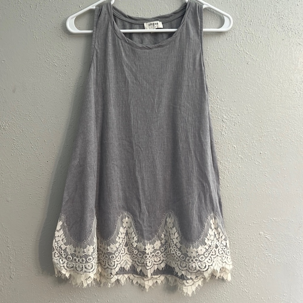 Umgee USA flared sleeveless tunic top shirt size small